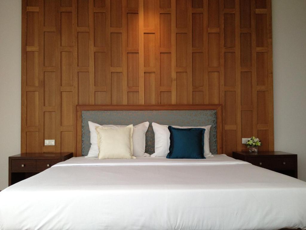 Baan Dinso Hostel@Ratchadamnoen Bangkok Rum bild