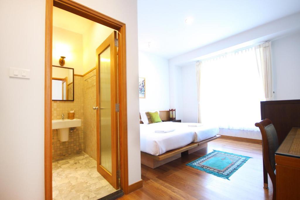 Baan Dinso Hostel@Ratchadamnoen Bangkok Rum bild