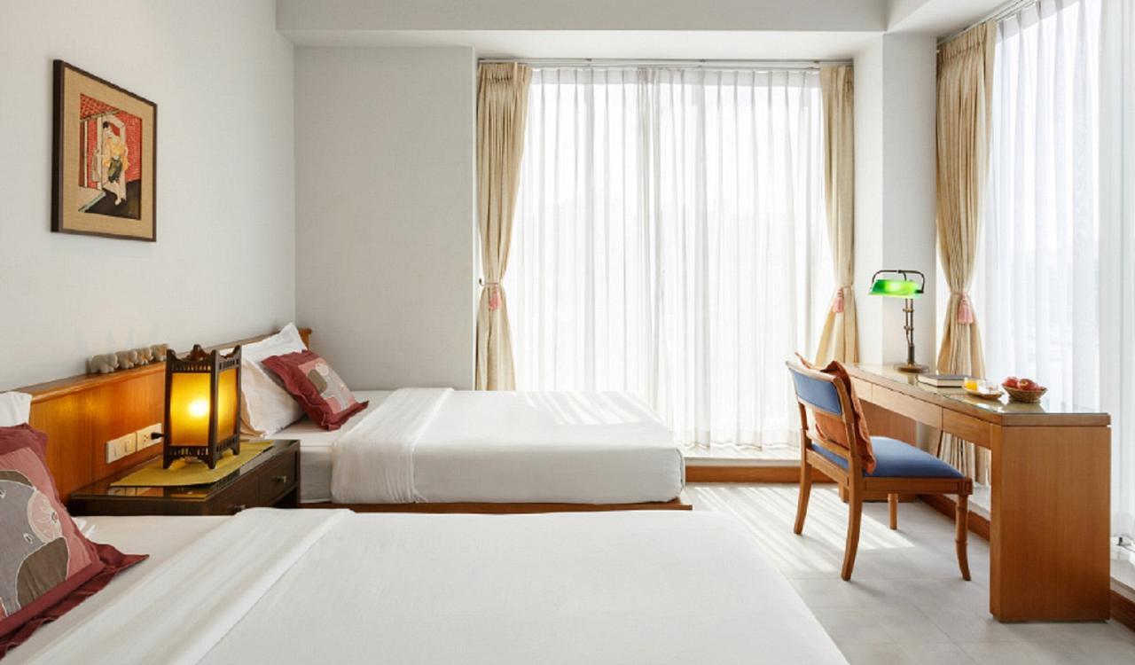Baan Dinso Hostel@Ratchadamnoen Bangkok Exteriör bild